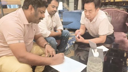 踏遍三大洲40多個(gè)國家和地區  ——追尋華仕達董事長(cháng)黃保東2024足跡